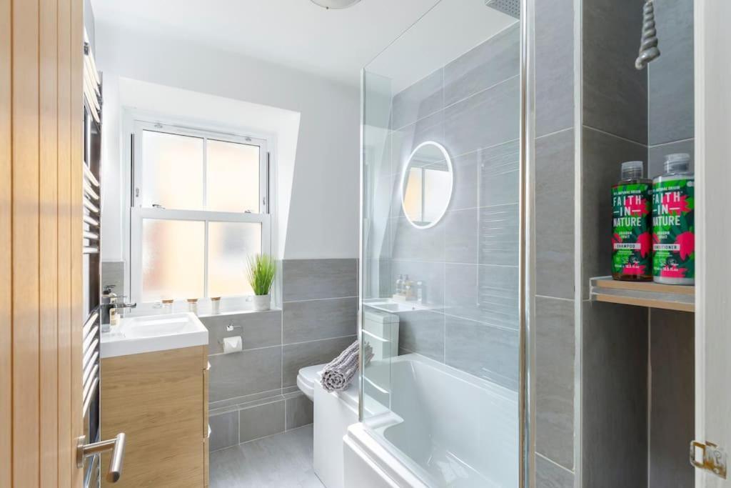Birch South Lanes - Super 2 Bed Duplex With South Terrace Apartman Brighton Kültér fotó